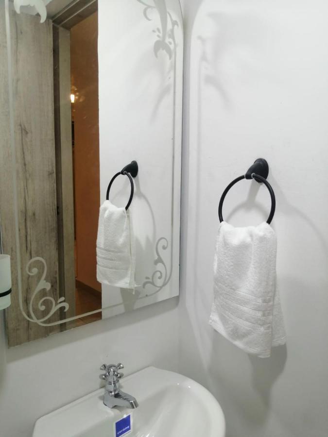 בוקארמנגה Green House Habitaciones מראה חיצוני תמונה