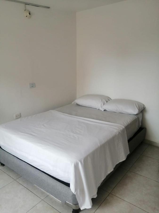 בוקארמנגה Green House Habitaciones מראה חיצוני תמונה