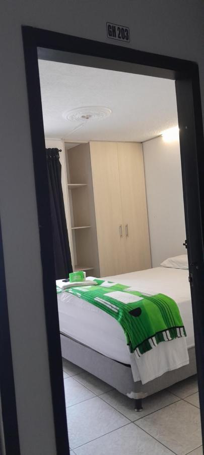בוקארמנגה Green House Habitaciones מראה חיצוני תמונה
